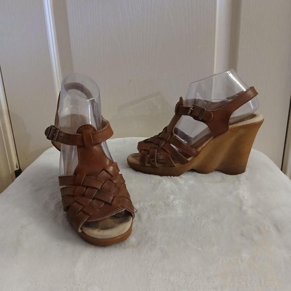 Vintage 70s Famolare Italian Leather Woven Wavy Wedge Sandals 7.5 Granola Retro